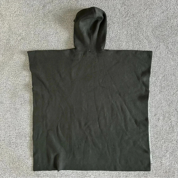 Lululemon All In A Day Hooded Poncho Heathered Highlander / Dark Olive One Size - Picture 10 of 13